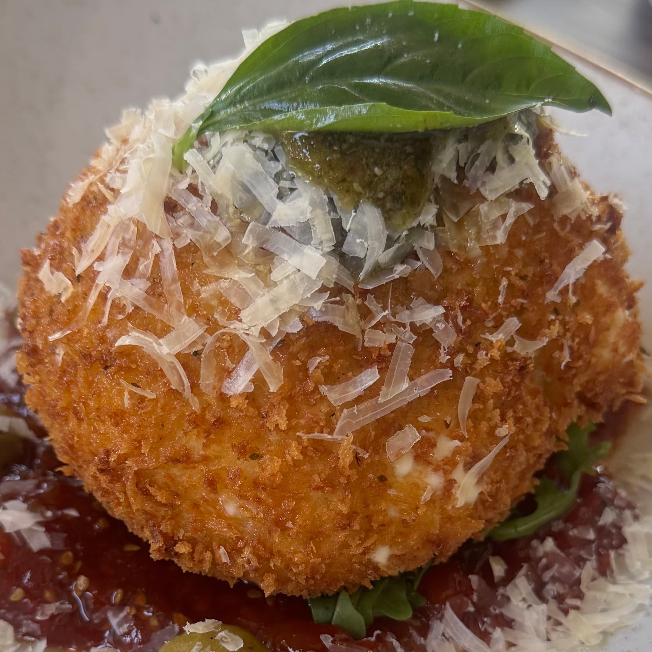 Burrata fritta dorata